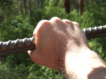 iron rod, hand, hold to the rod, fishing, pannellbytes, Duane Pannell, Russian Redneck